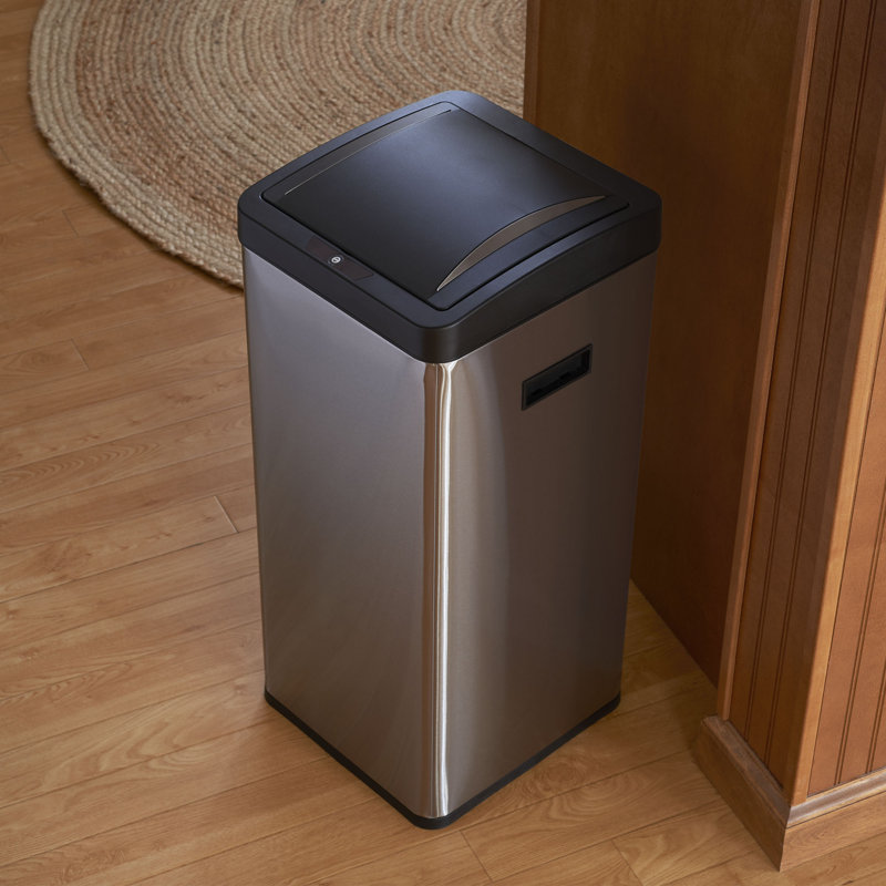 Household Essentials Design Trend Stainless Steel 8 Gallon Motion